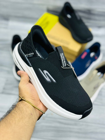 Skecher Hyper Burst