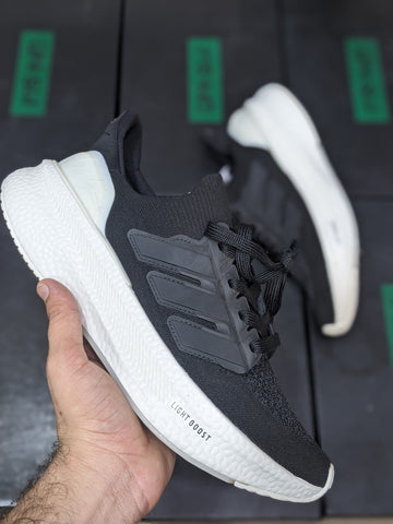 ADIDAS ultraboost V-3
