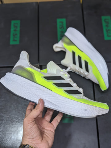 ADIDAS ultraboost V-3
