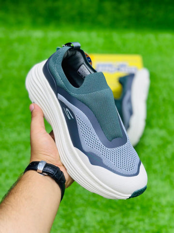 Skechers Max Cushion