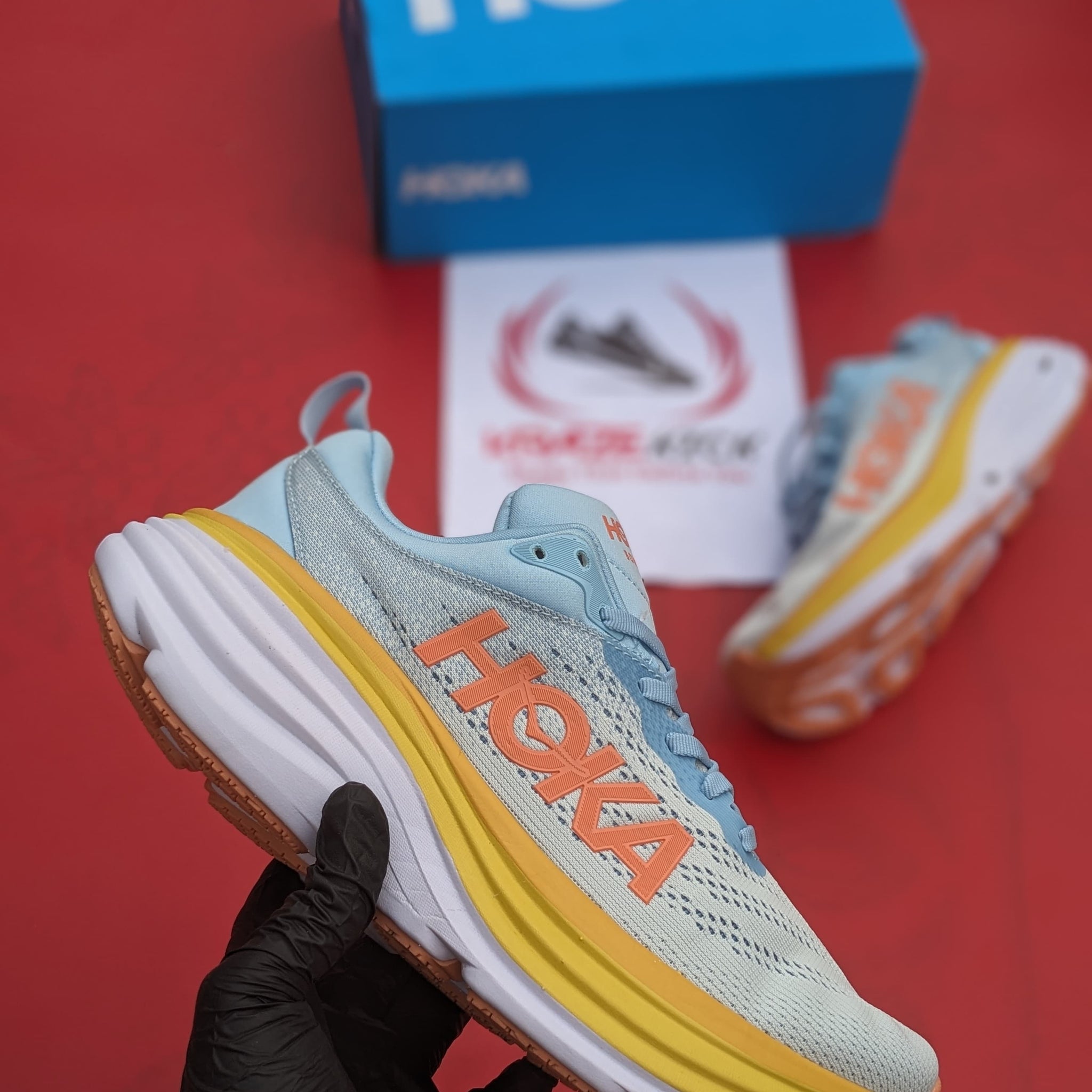 HOKA Bondi 8
