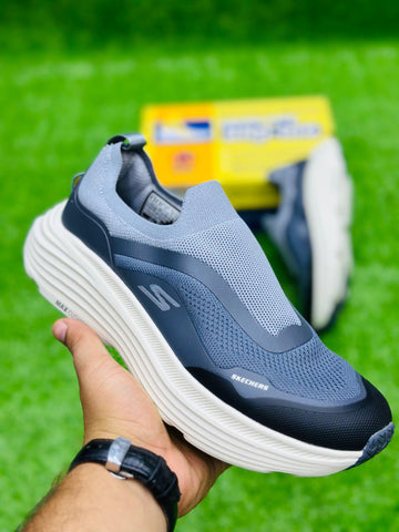 Skechers Max Cushion