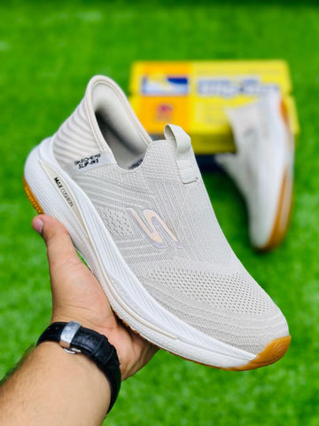 Skechers max cushion